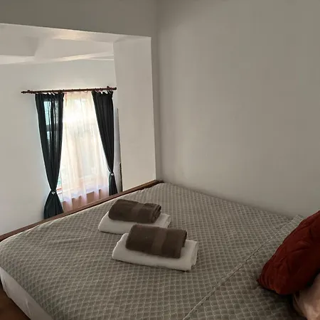 Friendship Nook Apartamento Braşov